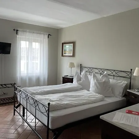 Locanda Del Centro Castiglione Falletto